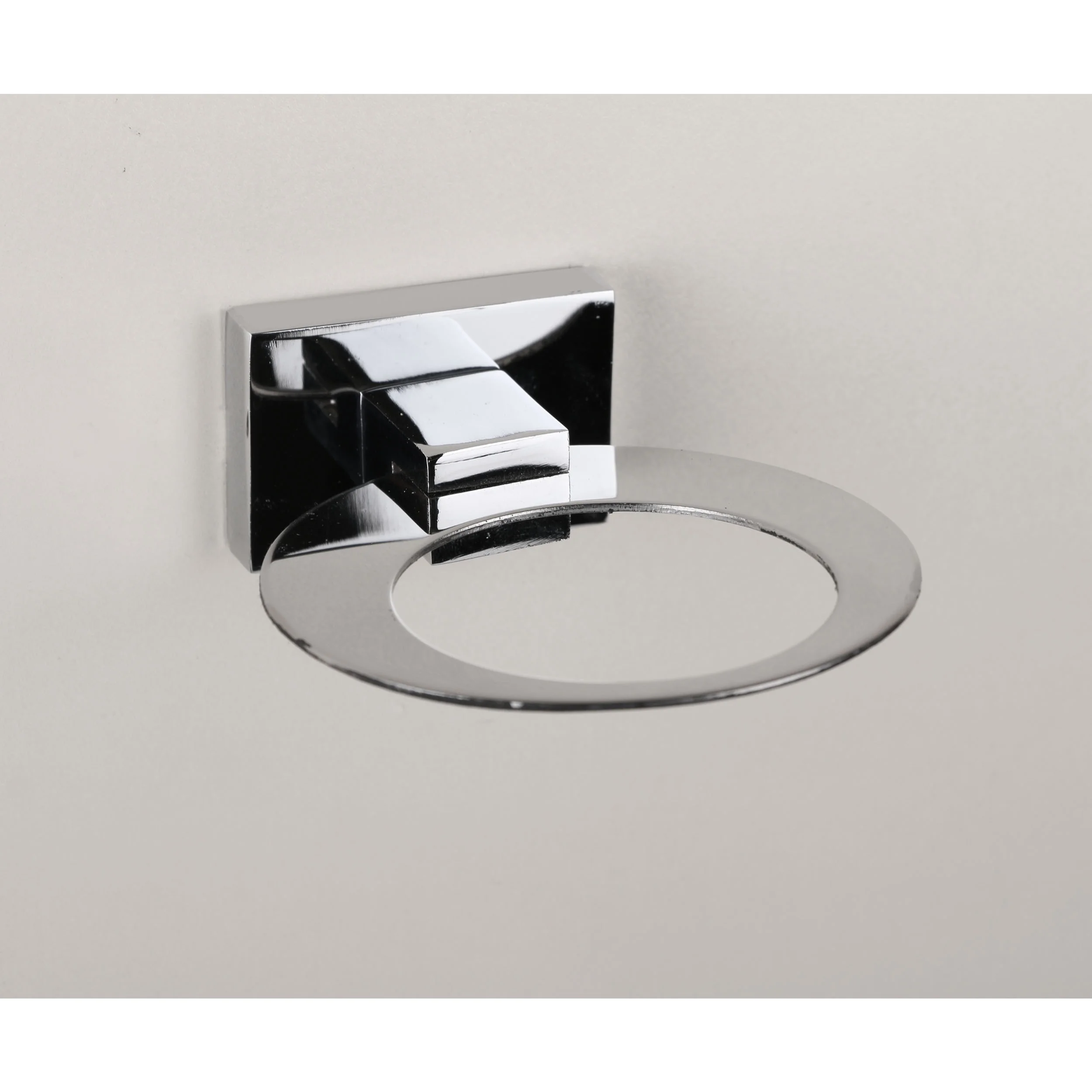 جاصابونی دلفین مدل EST-01-C | کروم | گارانتی اصالت و سلامت فیزیکی کالا جاصابونی دلفین مدل EST-01-C | کروم | گارانتی اصالت و سلامت فیزیکی کالا