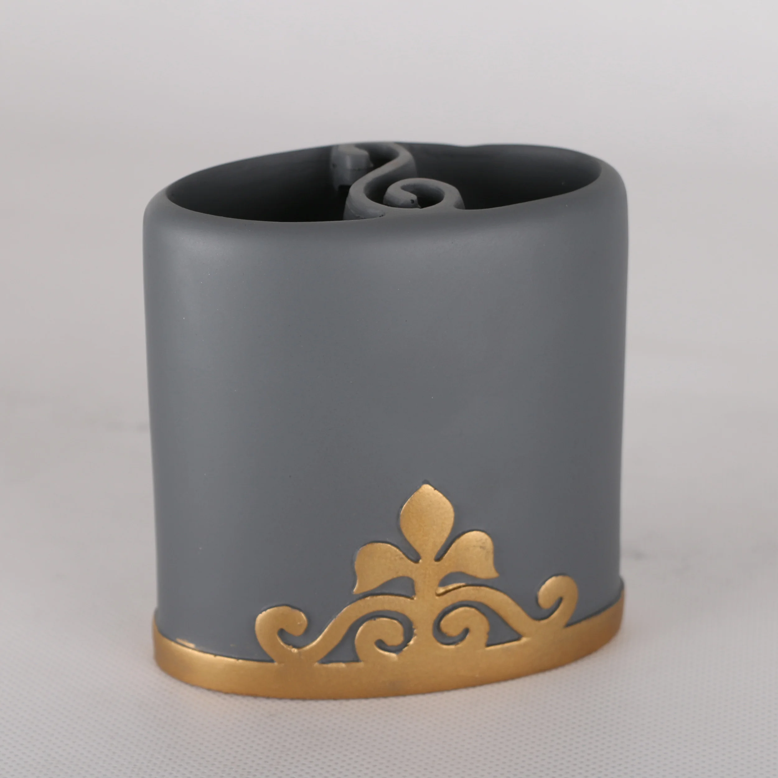 ست سرویس بهداشتی 4 پارچه دلفین مدل 005-Gr | طوسی | گارانتی اصالت و سلامت فیزیکی کالا ست سرویس بهداشتی 4 پارچه دلفین مدل 005-Gr | طوسی | گارانتی اصالت و سلامت فیزیکی کالا