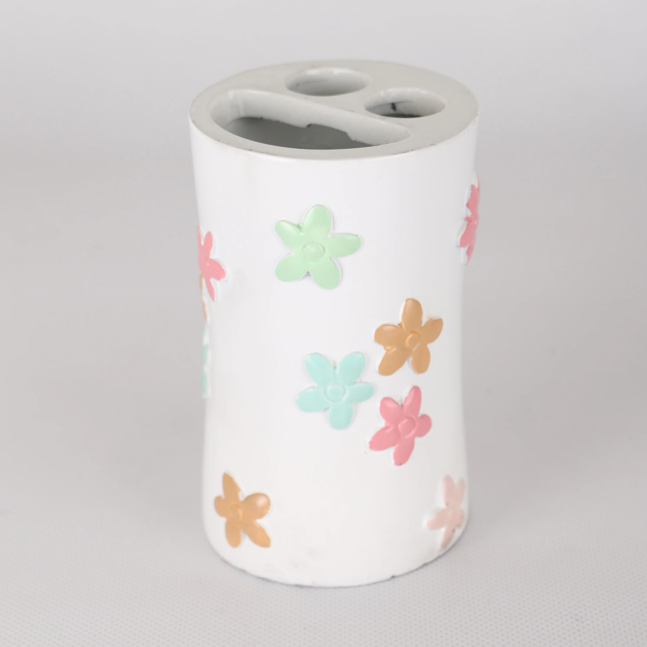 ست سرویس بهداشتی 4 پارچه دلفین مدل 003-W | سفید | گارانتی اصالت و سلامت فیزیکی کالا ست سرویس بهداشتی 4 پارچه دلفین مدل 003-W | سفید | گارانتی اصالت و سلامت فیزیکی کالا