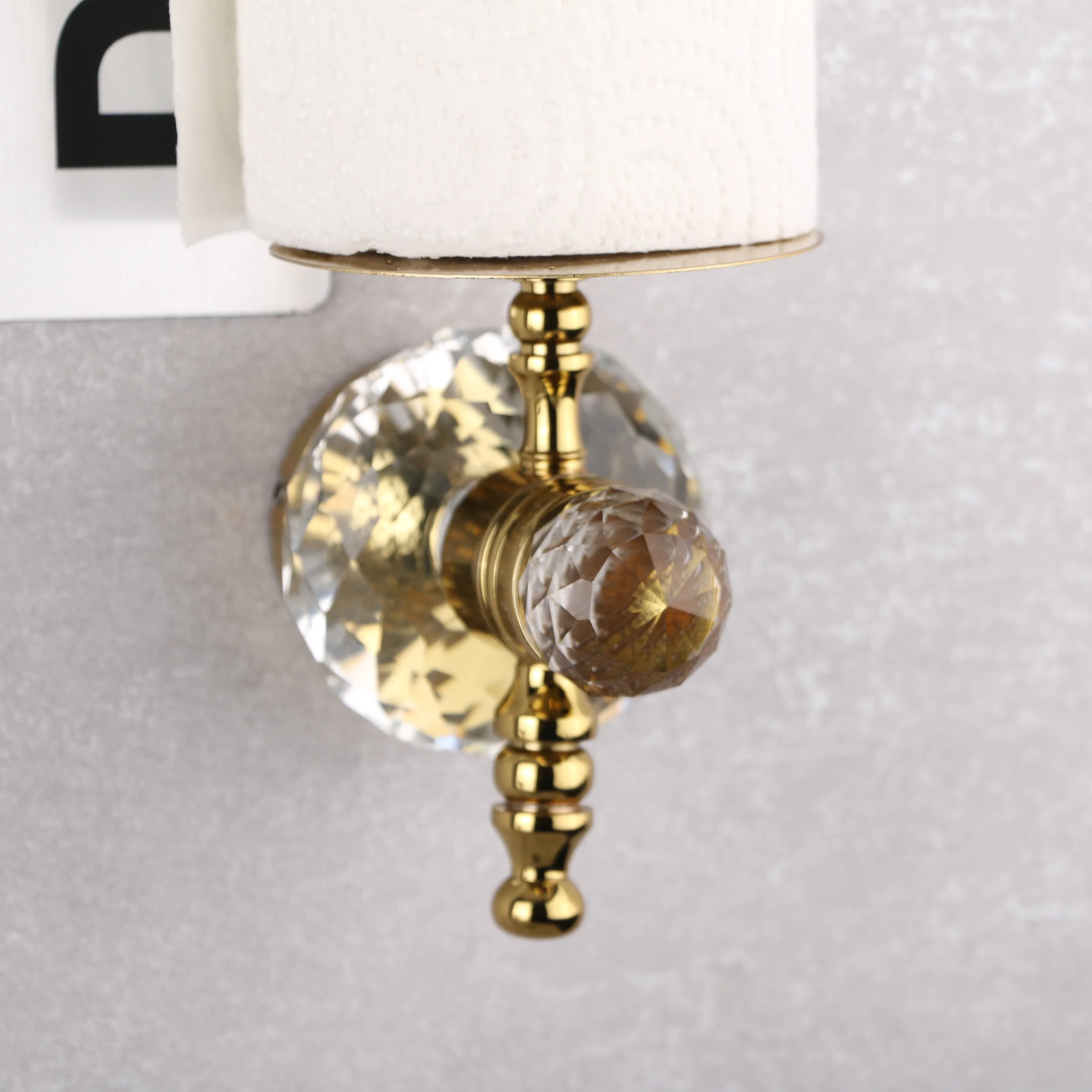 پایه رول دستمال کاغذی دلفین مدل رول بلند | طلایی | گارانتی اصالت و سلامت فیزیکی کالا پایه رول دستمال کاغذی دلفین مدل رول بلند | طلایی | گارانتی اصالت و سلامت فیزیکی کالا