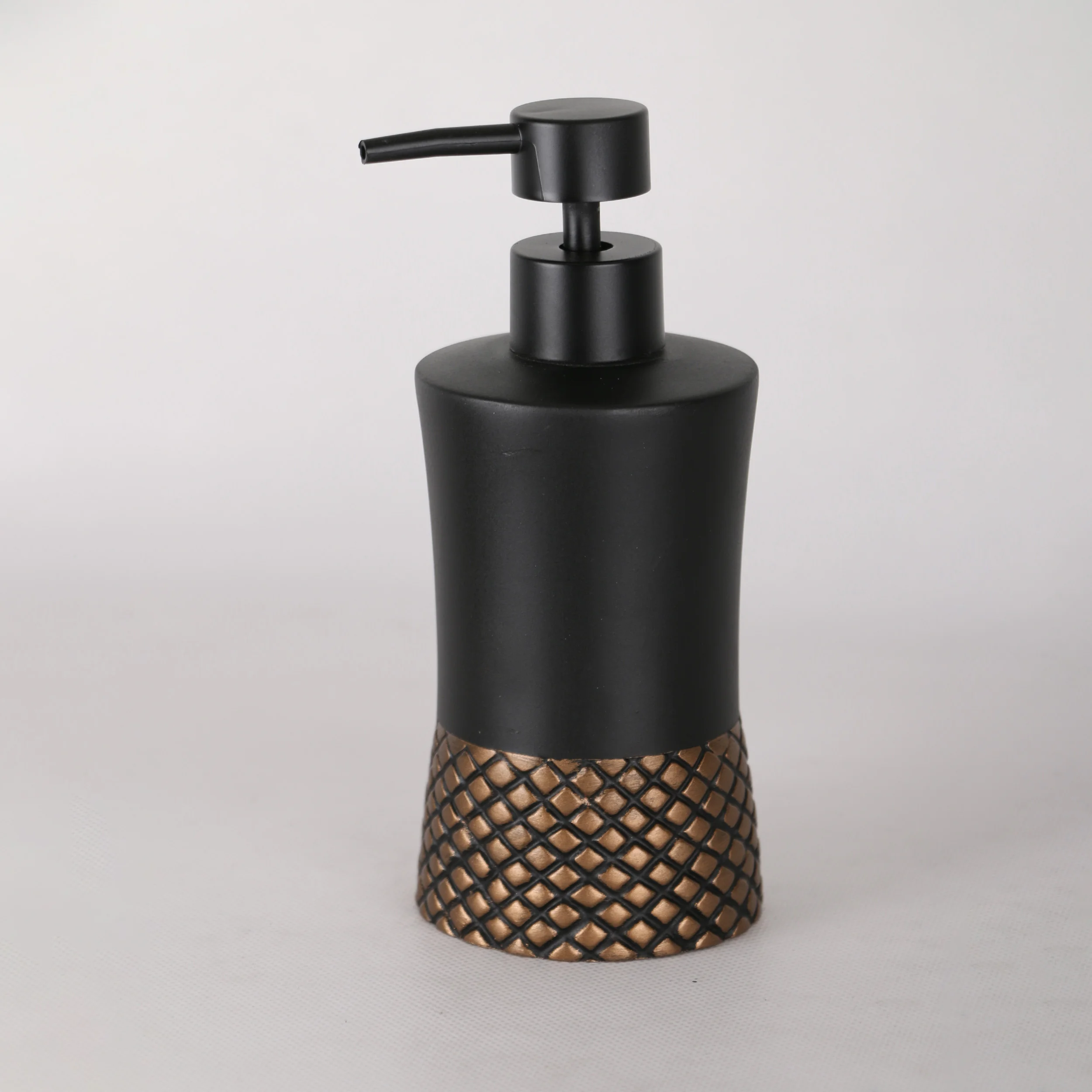 ست سرویس بهداشتی 4 پارچه دلفین مدل 001-Bl | مشکی | گارانتی اصالت و سلامت فیزیکی کالا ست سرویس بهداشتی 4 پارچه دلفین مدل 001-Bl | مشکی | گارانتی اصالت و سلامت فیزیکی کالا