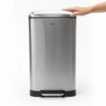 سطل زباله پدالی دلفین مدل ss-L40-3040 گنجایش 40 لیتر